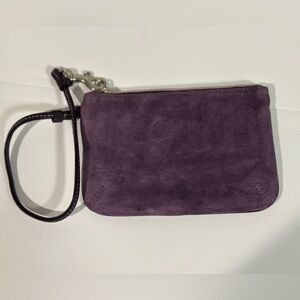 Coach. Purple Suede Wristlet. Pre owned. Excellent condition